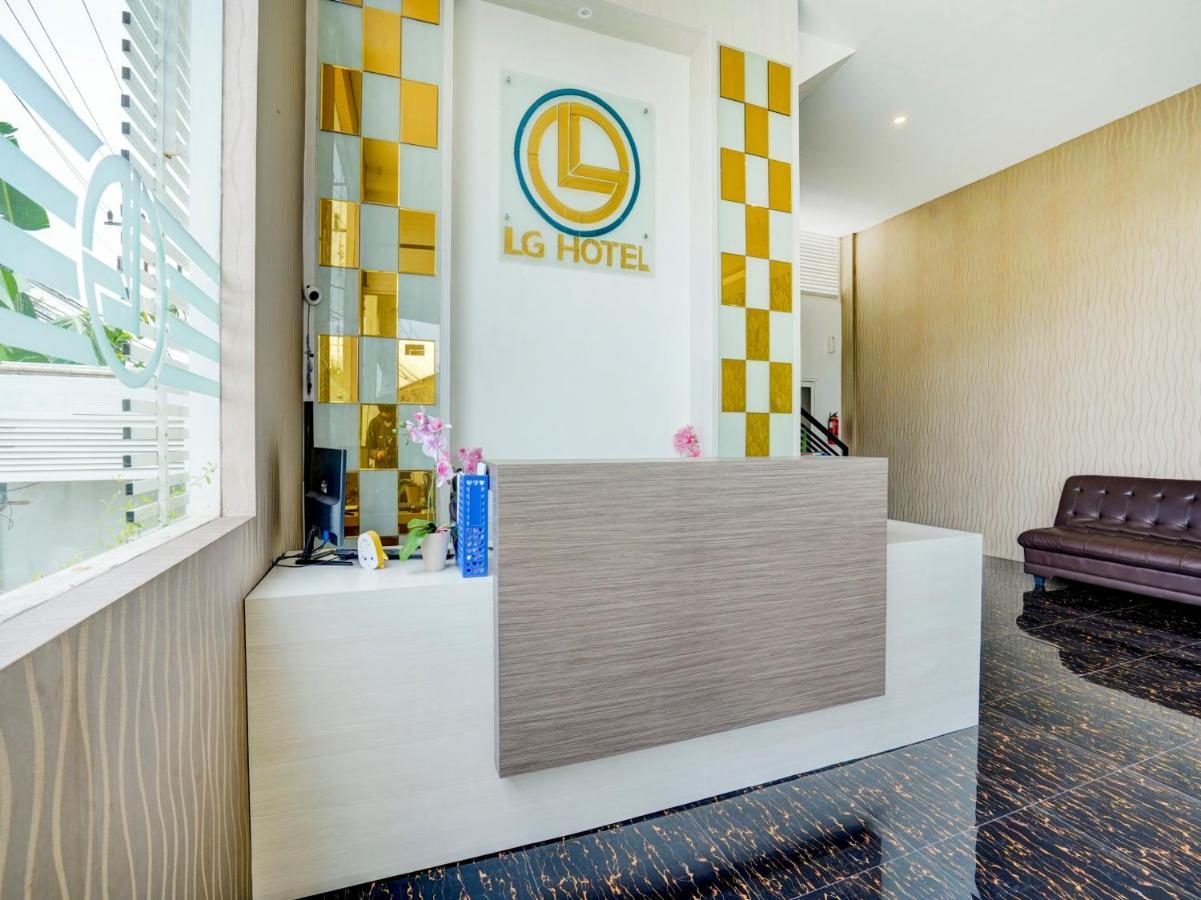 Lg Hotel Jembel Eksteriør bilde